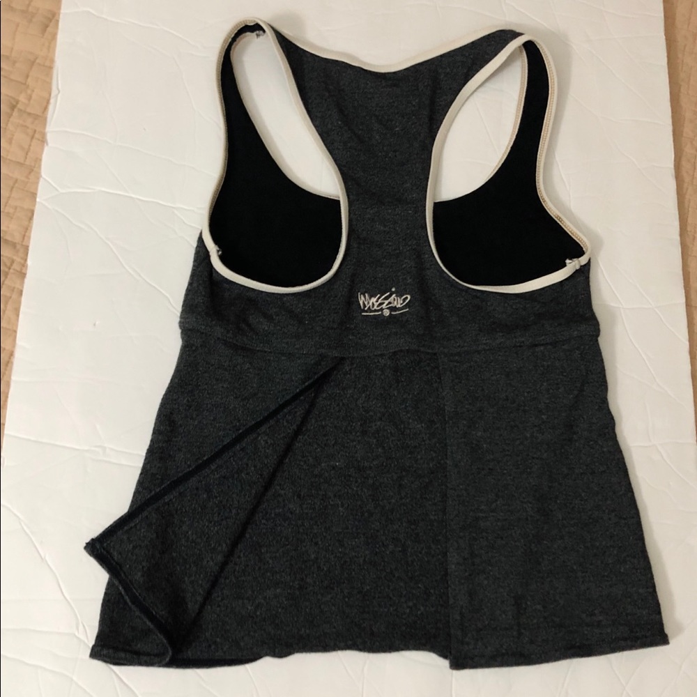 Mossimo Work-Out Top - Picture 1 of 6